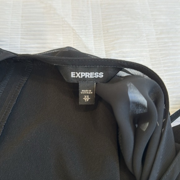 ❤️Express- Top- Size XS - Picture 6 of 6